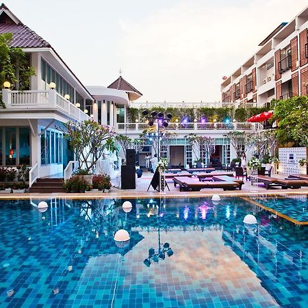 Paradise Hotel Udonthani Екстер'єр фото
