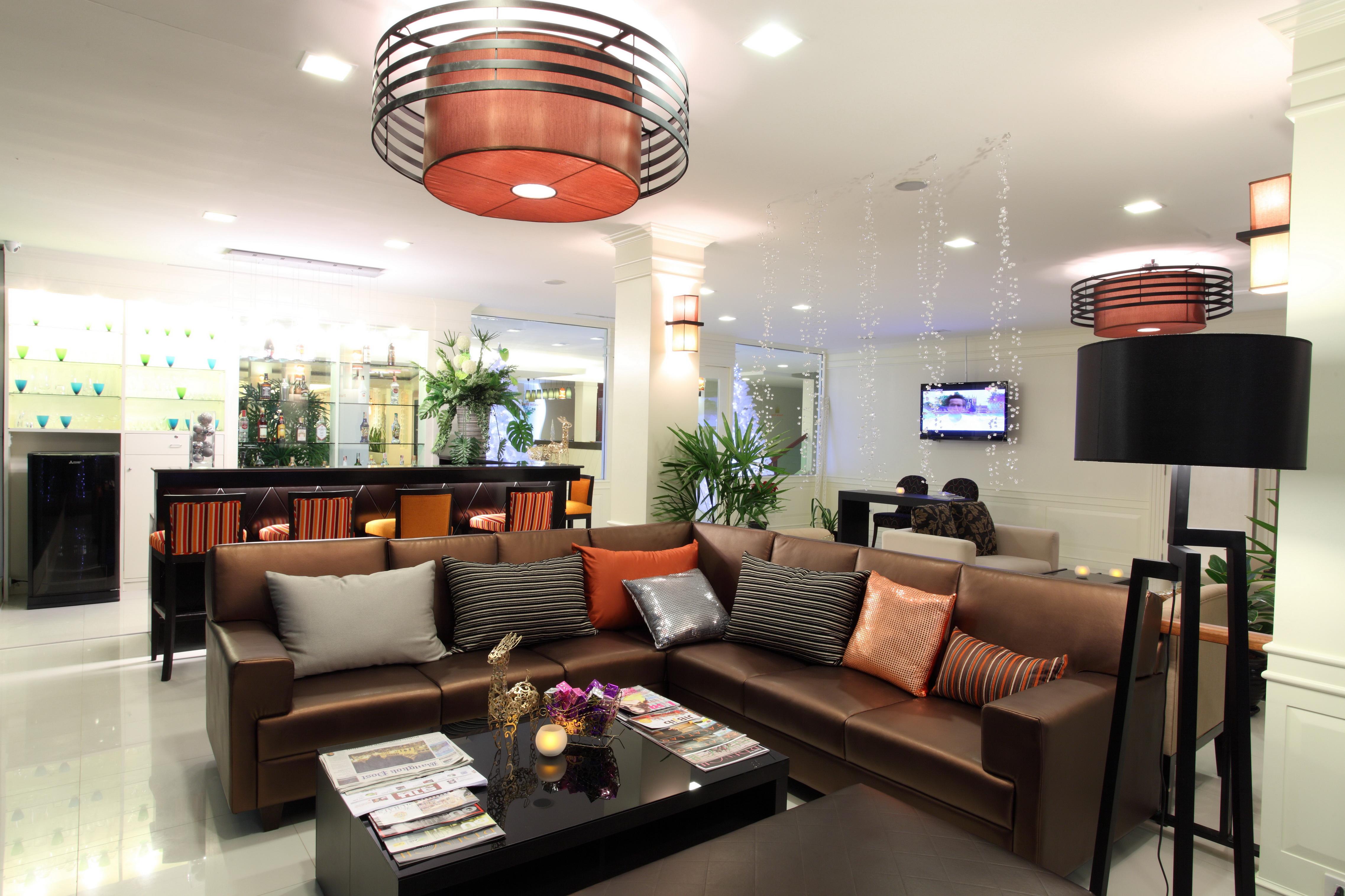 Paradise Hotel Udonthani Екстер'єр фото