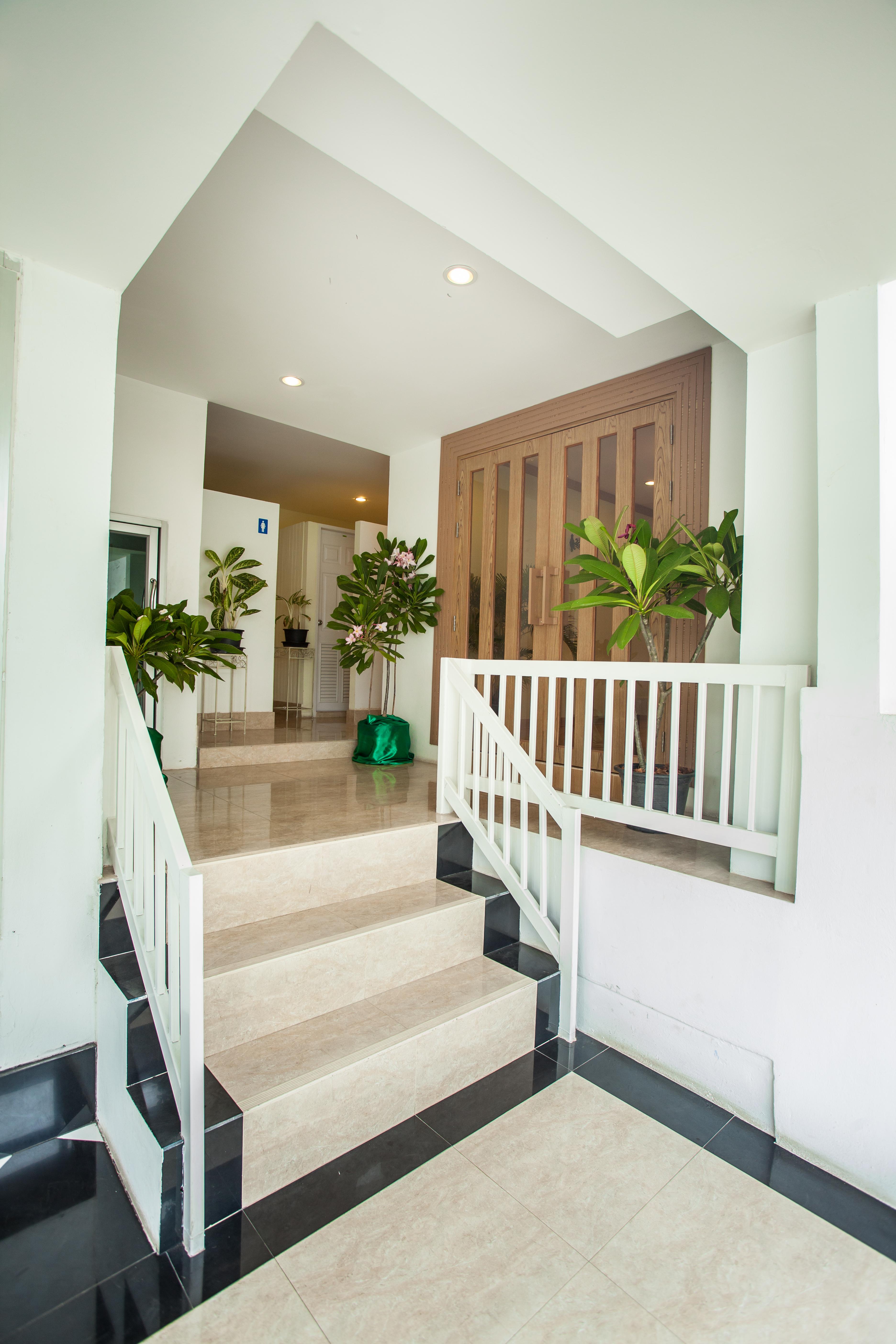 Paradise Hotel Udonthani Екстер'єр фото