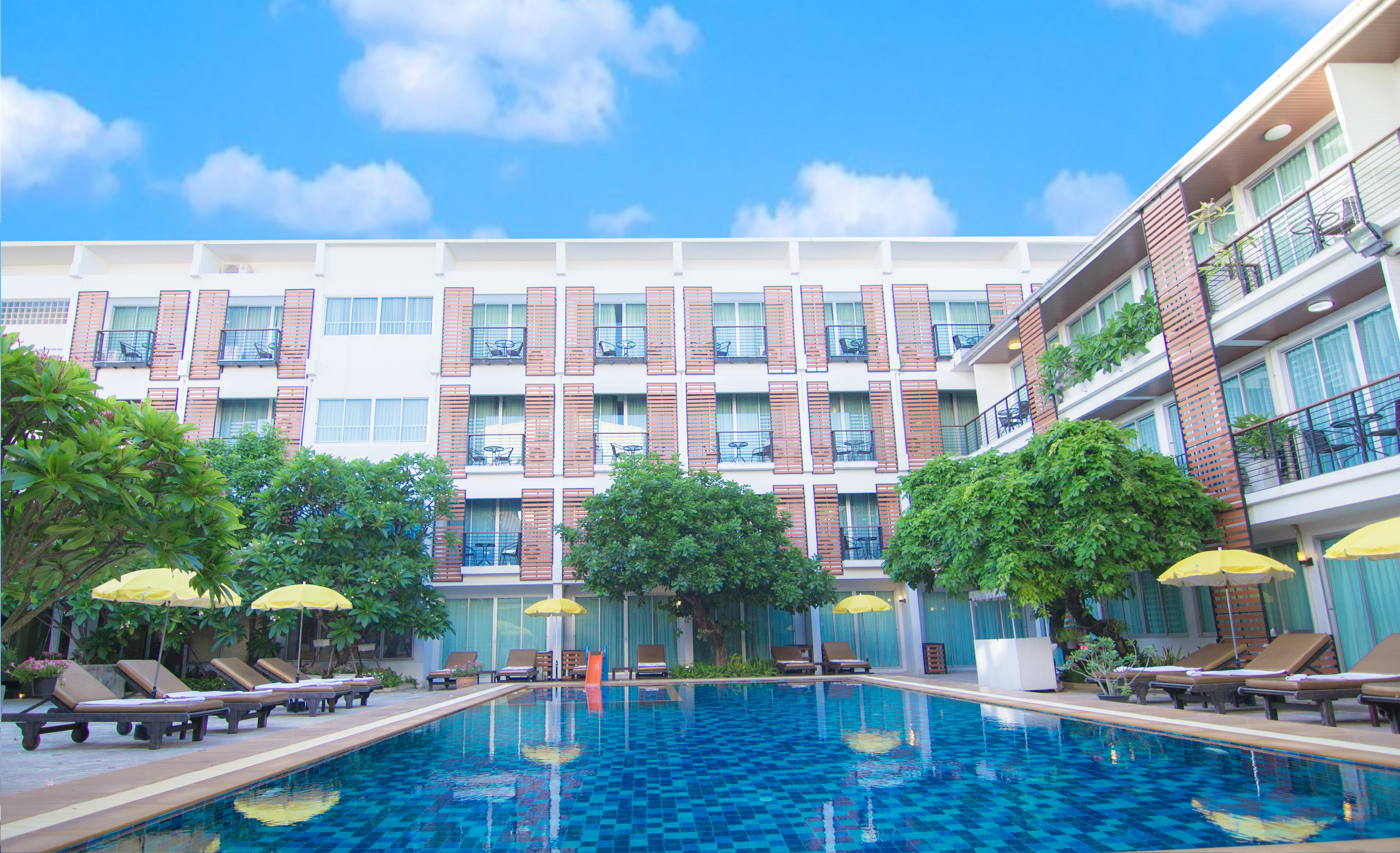 Paradise Hotel Udonthani Екстер'єр фото