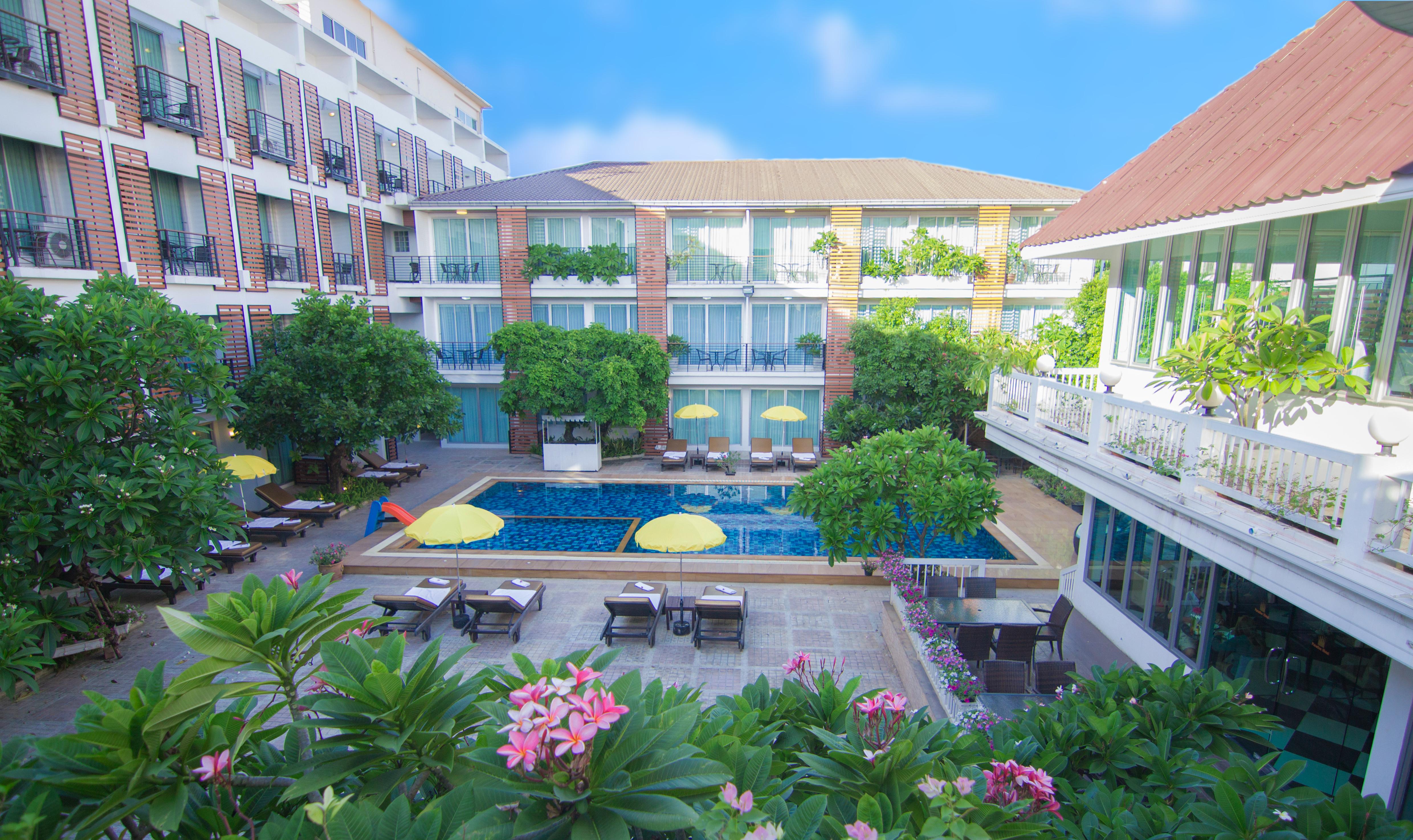 Paradise Hotel Udonthani Екстер'єр фото