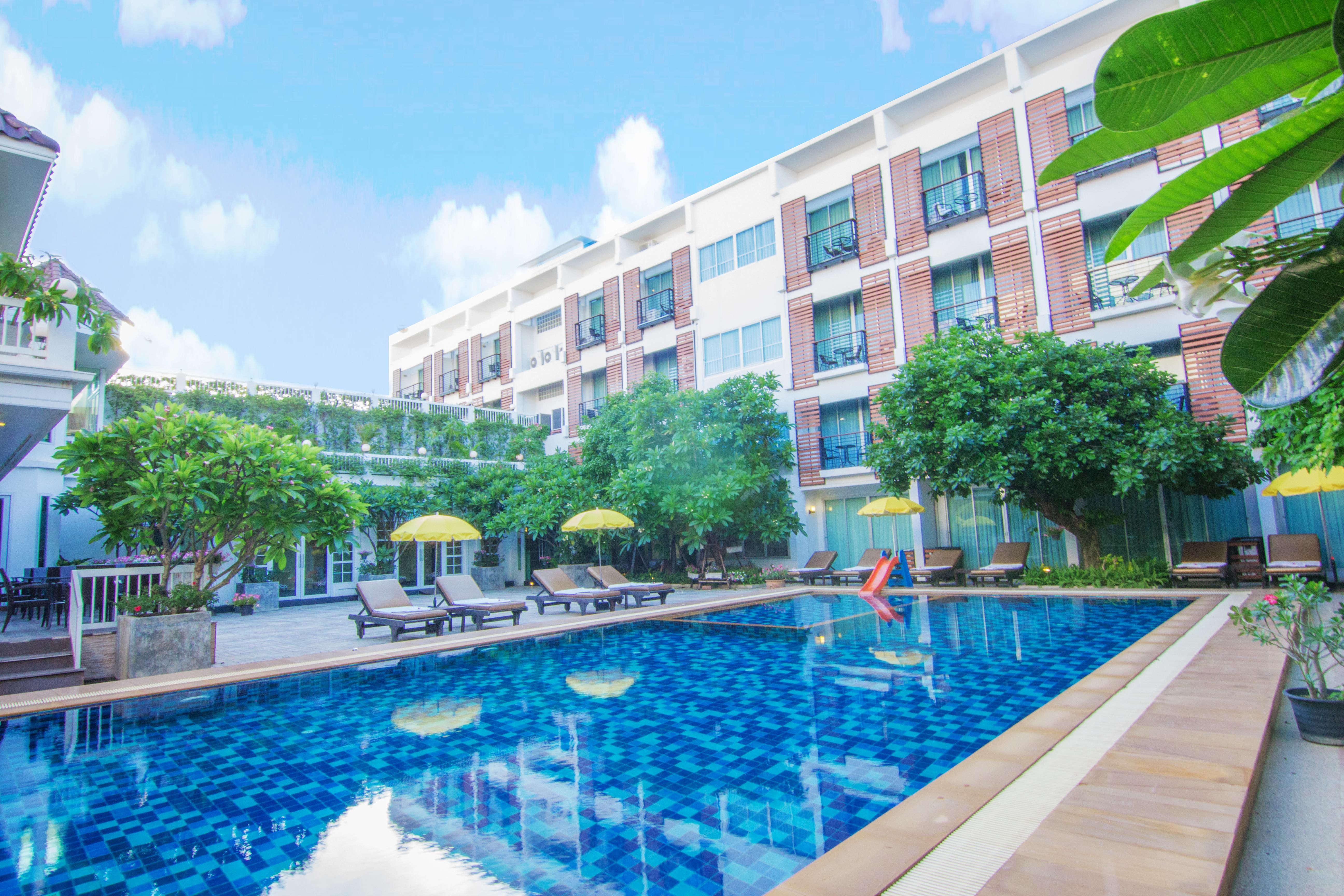 Paradise Hotel Udonthani Екстер'єр фото
