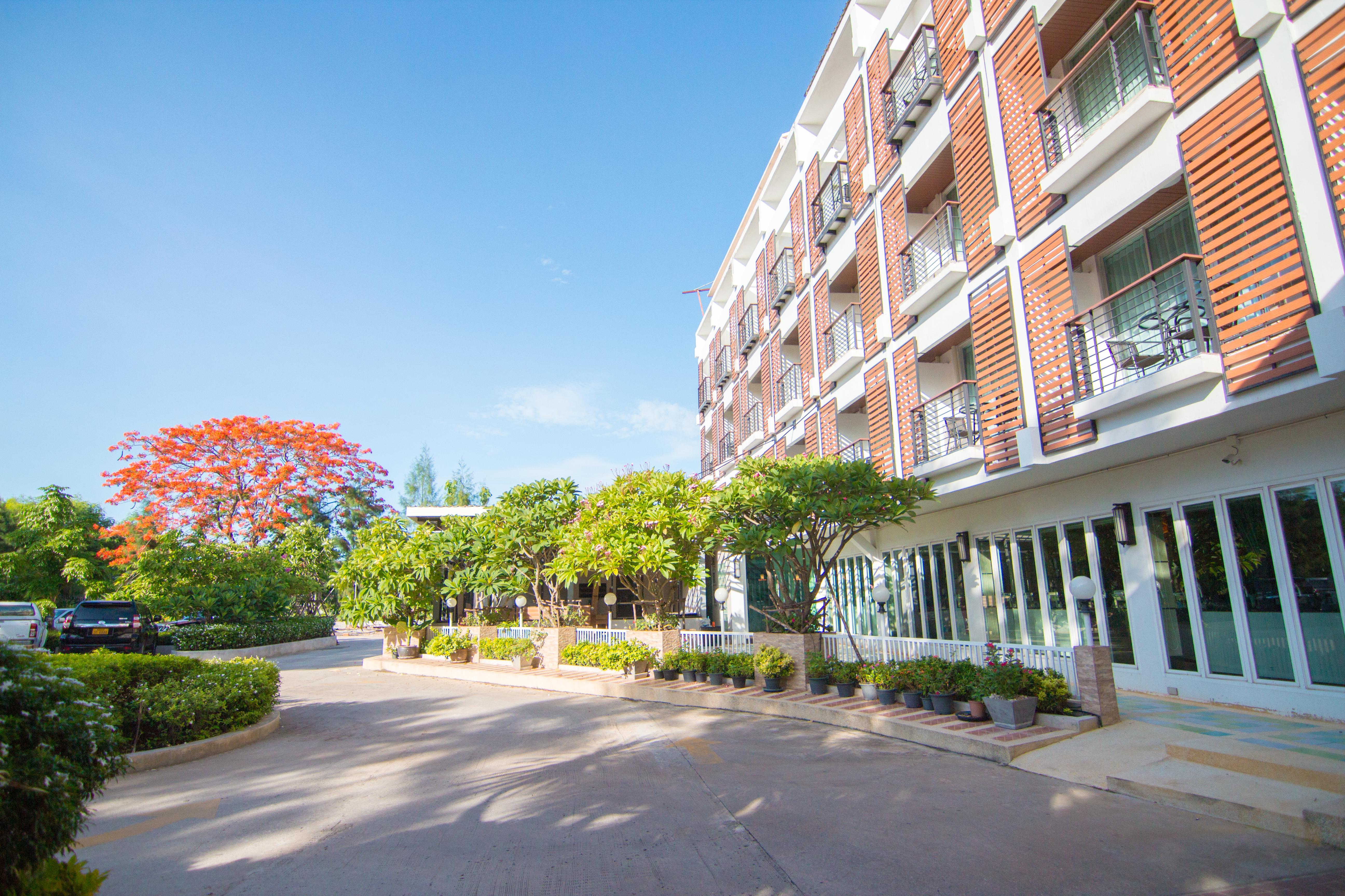 Paradise Hotel Udonthani Екстер'єр фото