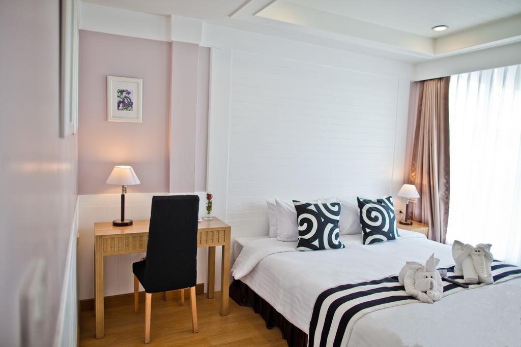 Paradise Hotel Udonthani Екстер'єр фото