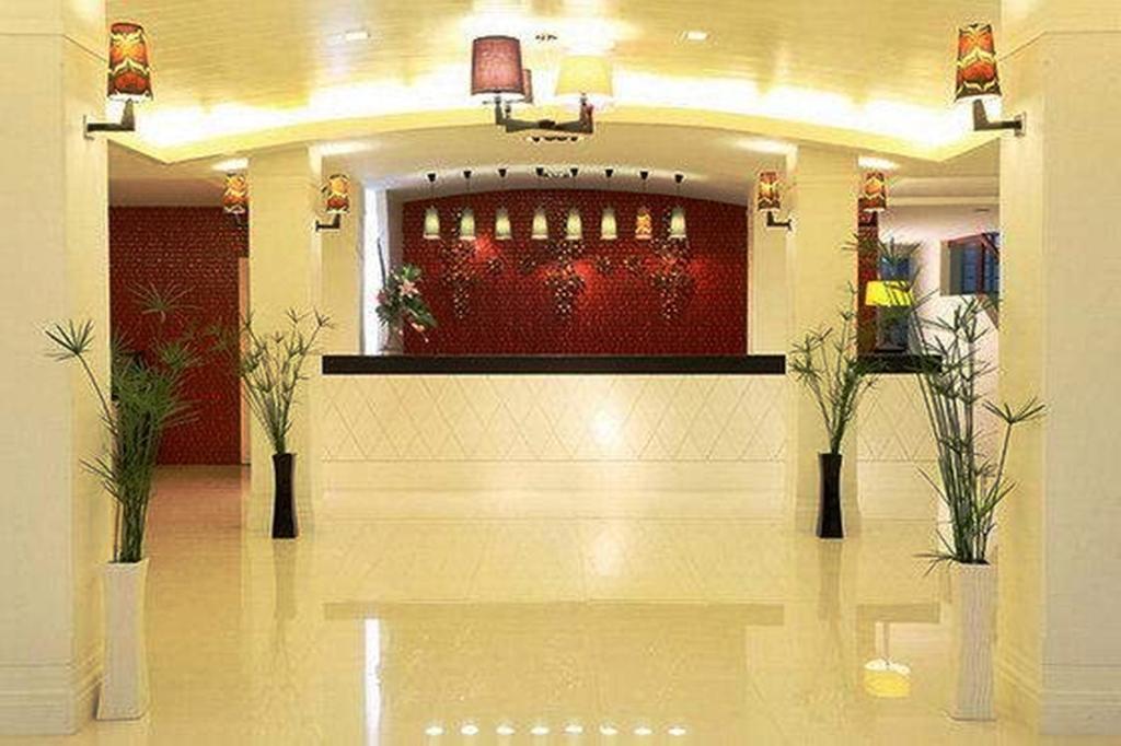Paradise Hotel Udonthani Екстер'єр фото
